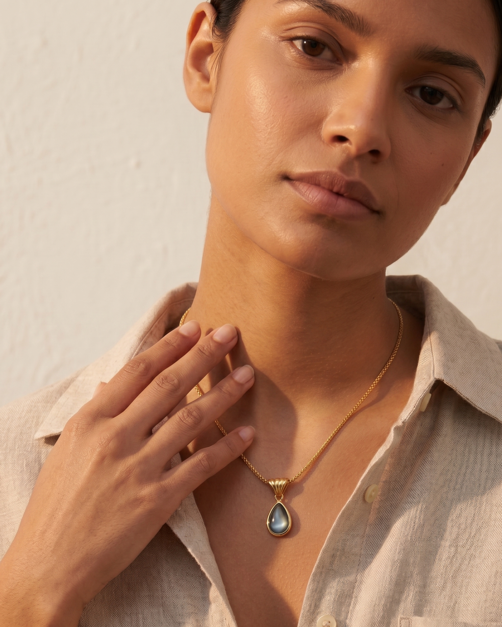 Peak necklace